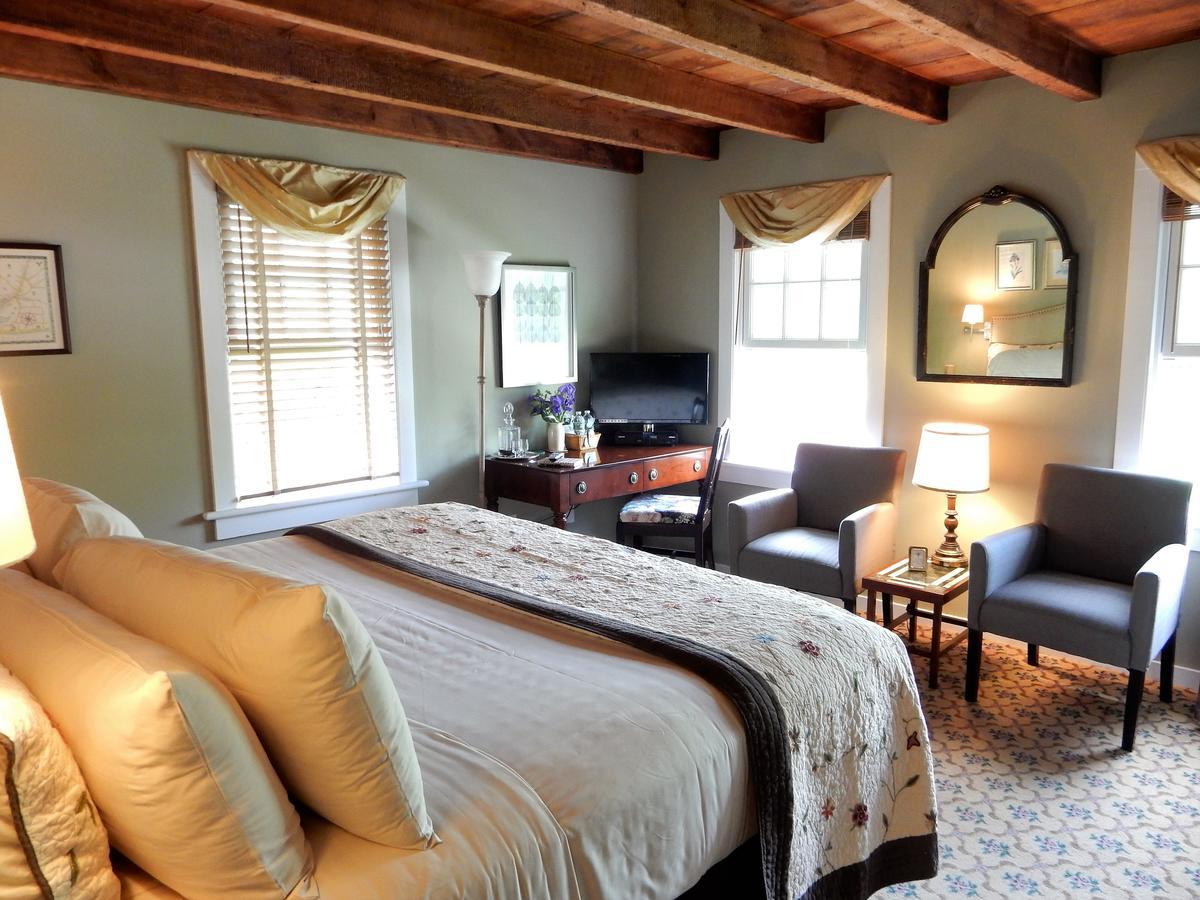 A Butlers Manor Bed and Breakfast Southampton Exterior foto